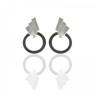 Aretes Escala Maxi plata y negro