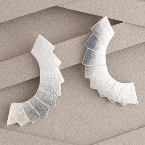 Aretes Curva en plata