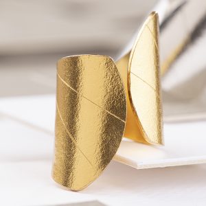Anillo Curva en oro